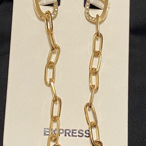 Express paper clip necklace, and earring set - Picture 5 of 9